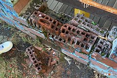 «Доски прогнили и могут упасть»: екатеринбургский детский сад разрушается на глазах