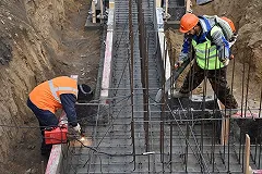 В Екатеринбурге залили первый бетон в основание школы №41, возводимой в рамках ГЧП