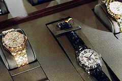 У уборщицы «Газпрома» украли часы за миллион рублей