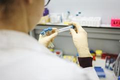 Власти сообщили о том, когда в Свердловскую область привезут вакцину от коронавируса