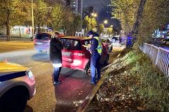 В Екатеринбурге автоледи на Honda Jazz сбила подростка на улице Чайковского