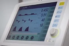 Фельдшер скорой помощи из Екатеринбурга умерла в Турции от COVID-19