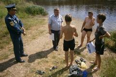 Роспотребнадзор: купаться в водоемах Свердловской области нельзя