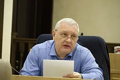 Вытаскивайте из автобусов: Колесников призвал свердловские власти к жестким антиковидным мерам