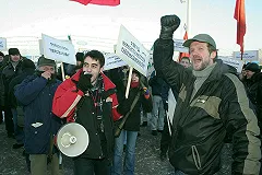 В АТП Сысерти вместо бастовавших русских набрали мигрантов без документов