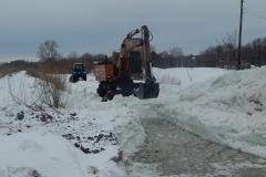 Свердловская область готовится к половодью. На реках разрушают лед