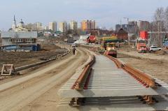 Из-за строительства трамвайной линии в Екатеринбурге на некоторых улицах продлят дорожные перекрытия