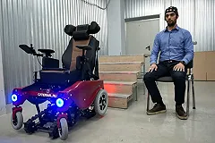 В Сибири создана первая в мире инвалидная коляска с мысленным управлением