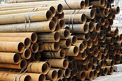 Умер один из рабочих, пострадавших при падении труб на ПНТЗ