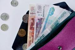 В Свердловской области зарплаты за полгода выросли всего на 464 рубля