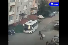 На Урале муж блогерши, которая ест на камеру, зарезал чужую жену, перепутав её со своей