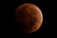 Уральцы увидят большую «кровавую луну»