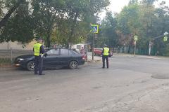 В Екатеринбурге женщина сбила 5-летнего ребенка, который один перебегал дорогу на красный