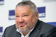 Антон Баков предложил скинуться на зарплату Ройзману