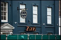 Сеть ресторанов Prezzo грозится подать в суд за розыгрыш с «Новичком» в Солсбери