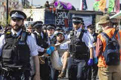 Лондонская полиция задержала 718 «экологов»