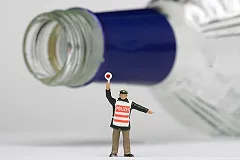 Найдены бактерии, способные гнать алкоголь прямо в кишечнике