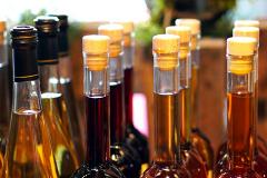 Минпромторг России порекомендовал регионам страны не трогать продажи алкоголя
