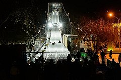 Парк Маяковского в Екатеринбурге закрывает каток и большую горку