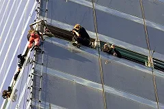 Полиция допросила сбившего барельеф Мефистофеля мужчину