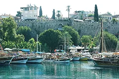 В Анталье за кражу из спа-салона арестовали россиянина