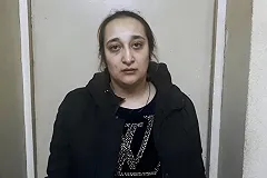 В Екатеринбурге цыганка похитила у 85-летнего мужчины пенсию и скинула его с лестницы