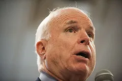 Маккейн напомнил о необходимости отказа от российских ракетных двигателей