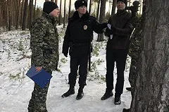 Уктусский стрелок гулял с маленьким сыном на месте, где убил двух девушек