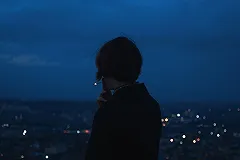 С курящих в подъезде соседей теперь можно требовать компенсацию морального вреда