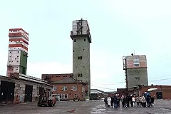 У погибшего на «Ново-Кальинской» горняка остались две маленькие дочки