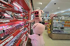 «Хрюши против» выступили с магазинной инициативой