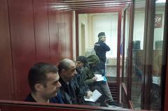 Гособвинение запросило наказание для бутлегеров, отравивших метанолом 44 жителя Екатеринбурга