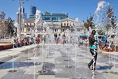 Два в одном: в День России на площади 1905 года пройдет концерт-ярмарка