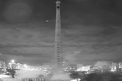 Небесное тело, пролетевшее в небе над Екатеринбургом, попало на камеру