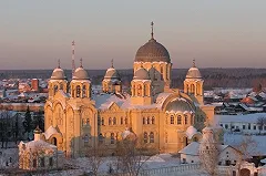 В Верхотурье к приезду патриарха кресты на церквях покроют сусальным золотом