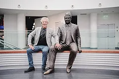 Открыл фестиваль, сходил в УрФУ и Ельцин-центр: в Екатеринбург приехал Гэндальф