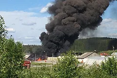 Под Ревдой горит воинская часть РХБЗ