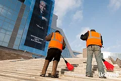 Вандала, разрисовавшего памятник Ельцину, задержали