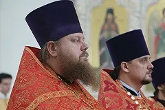 Священник Миняйло: в работе Лампаса, где изображен крест, нет ничего плохого