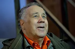 Писатель Владислав Крапивин перенёс операцию и находится в тяжёлом состоянии