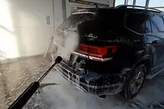 В Екатеринбурге снесут еще одну незаконную автомойку