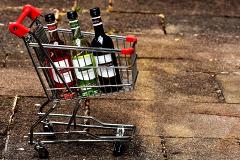 В свердловском городе в новогодние праздники ограничат продажу алкоголя