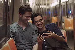 Apple использовала геев для рекламы нового iPhone