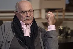 «Чего не хватает?» Михалков раскрыл гонорары актеров, поддержавших протесты