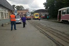 В Екатеринбурге трамвай сбил женщину-кондуктора