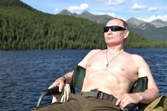 Дуров призвал россиян брать пример с Путина и сниматься с голым торсом