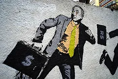 В машине, расстрелянной на парковке Кольцово, ехали «обнальщики» с 20 млн рублей