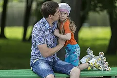 Половина екатеринбургских мужчин согласилась бы посидеть в декрете вместо жен