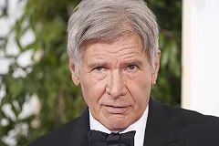 Актер Харрисон Форд пострадал при пилотировании ретро-самолета