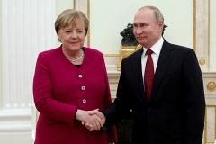 Bloomberg обвинил Германию в «русофилии»